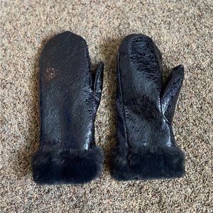 Anthropologie NWOT Faux Fur Mittens